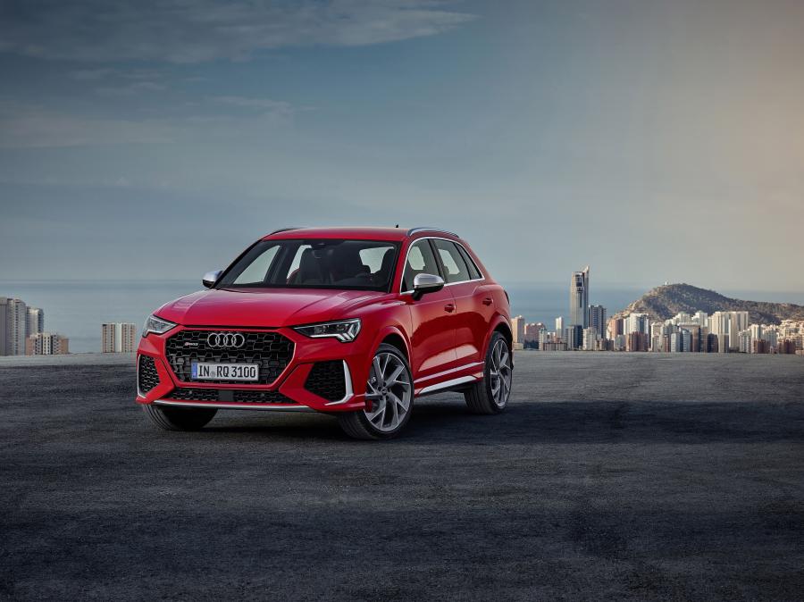  Audi RS Q3 2019 года  (WW) (фото 15 из 65)